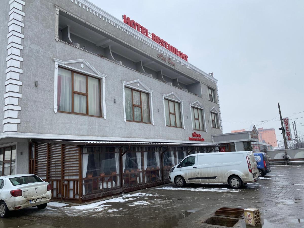 Hotel Onix Roman Buitenkant foto